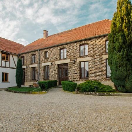 La Chambre D'Amis La Costignieres Montgueux Luaran gambar