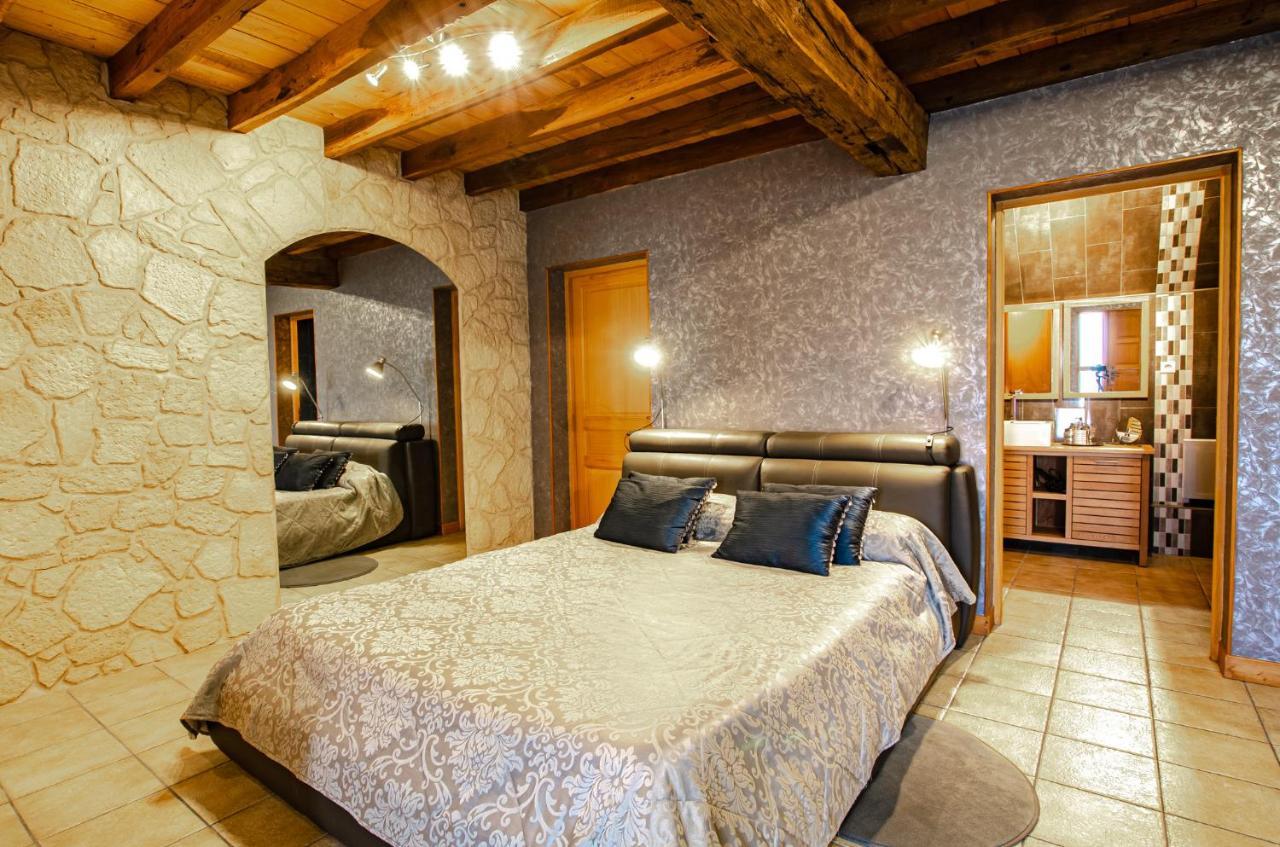 La Chambre D'Amis La Costignieres Montgueux Luaran gambar