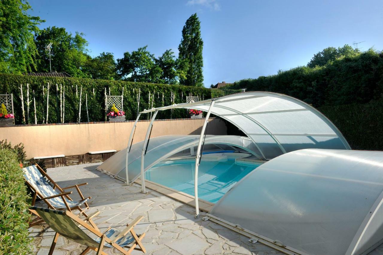 La Chambre D'Amis La Costignieres Montgueux Luaran gambar